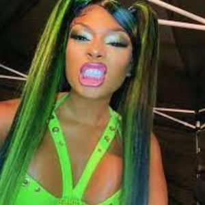 Meet your Posher, Destiny